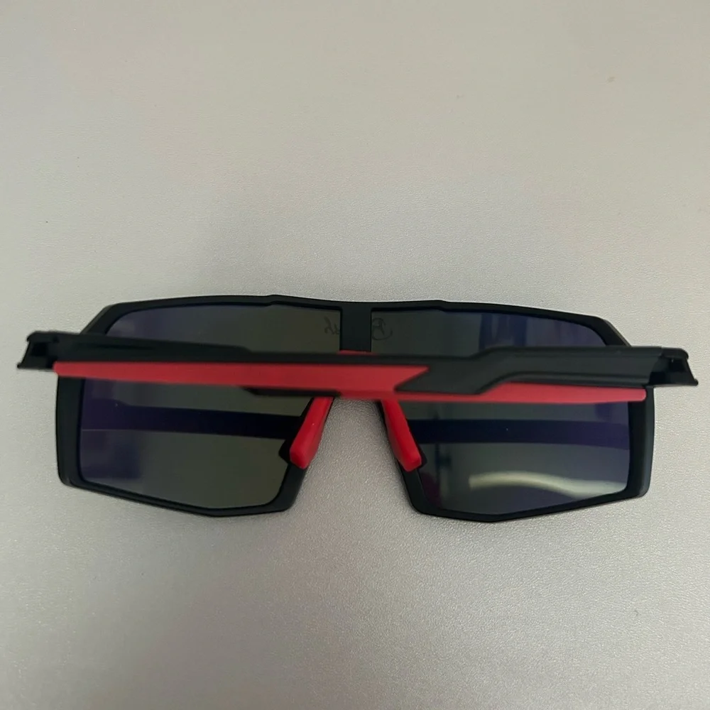 B-Fresh Sunglasses -EUC - Picture 5 of 5